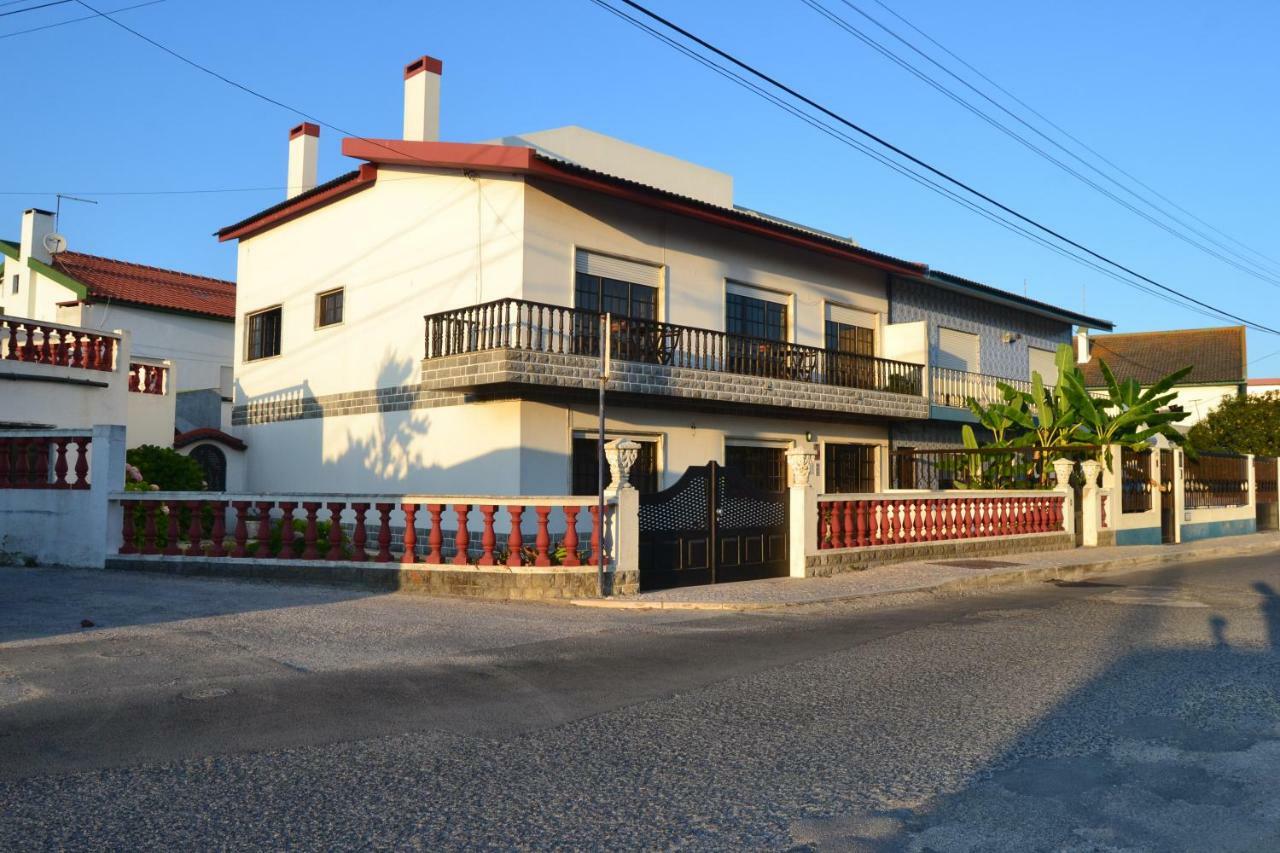 Offshore Rustic House Peniche Exterior photo